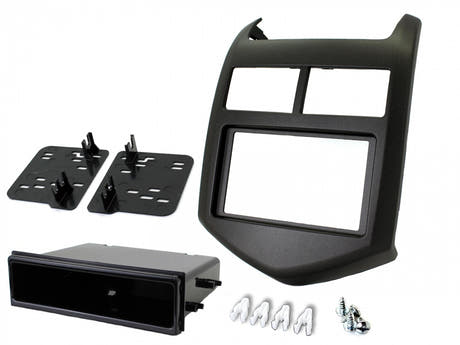 21CT23CV07 2-DIN Kehys Chevroletille