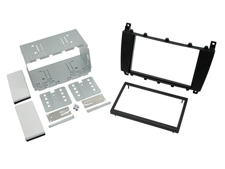 2-DIN kehys Mercedesille
