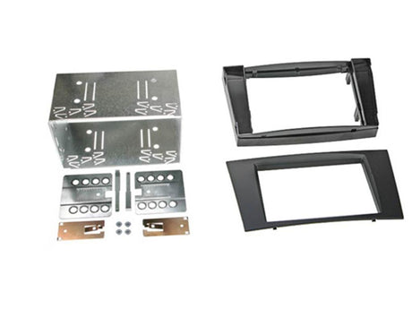 CT23MB12 2-DIN Kehys Mercedekselle