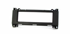 1-DIN kehys Mercedekselle