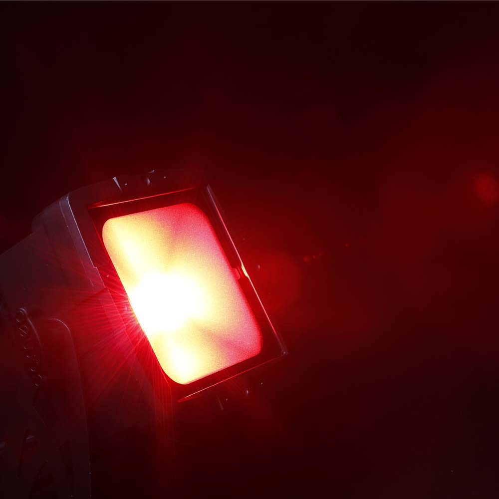 Cameo FLAT PRO TULVA IP65 TRI