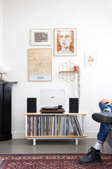 Crosley C62 Levysoitin kaiuttimilla (pähkinä)