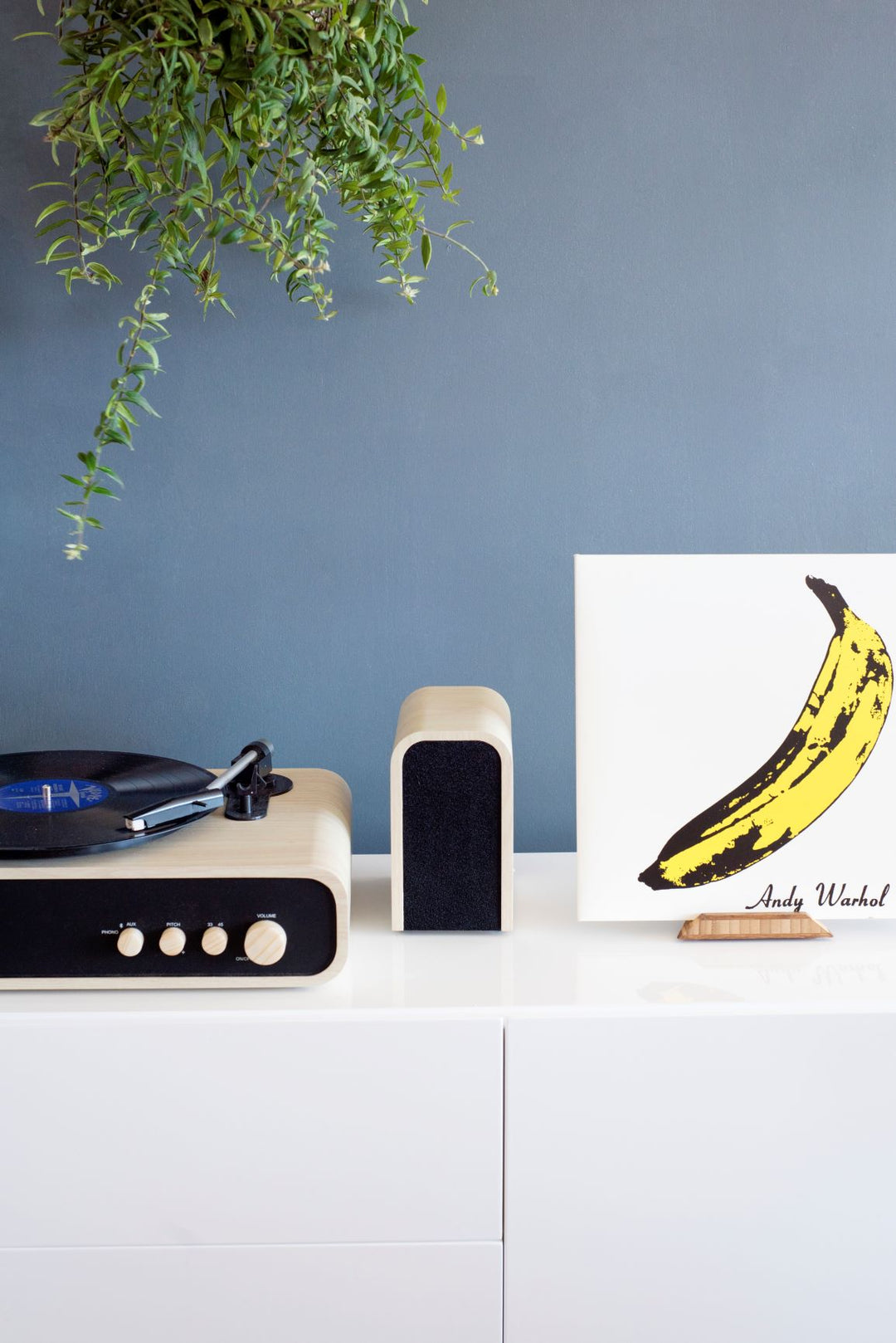 Crosley Gig Levysoitin kaiuttimilla (Luonnollinen)