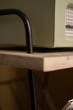 Crosley - Wiltshire Levysoitin Pöytä (Luonnollinen)