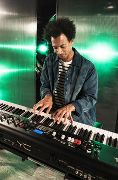 Yamaha YC73 Digital Stage Kosketinsoittimet (Tasapainotettu vasara)