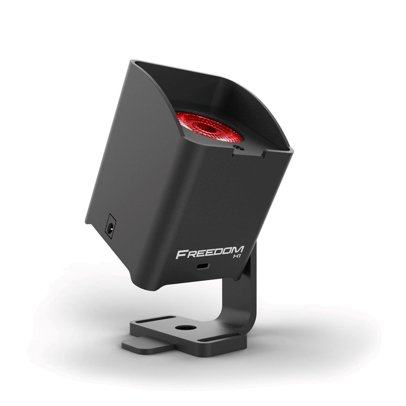 Chauvet FREEDOM H1 paristovalaisin 4 kpl kotelon kanssa (musta)