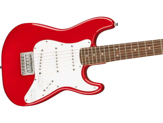 Fender Squier Mini Stratocaster Sähkökitara Aloituspaketti (Dakota Red)