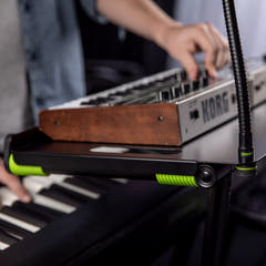 Gravity KS LTS 2 T - Hylly lisätarvikkeille keyboard-telineeseen toisen tason kanssa