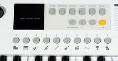 Grooveland E237 Kosketinsoittimet (Off White)
