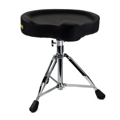 Grooveland TS150 Rumpujakkara traktorin istuimella