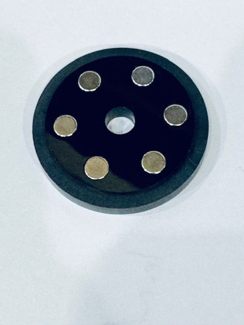 Magneettipidike Studio 57 Verticalille