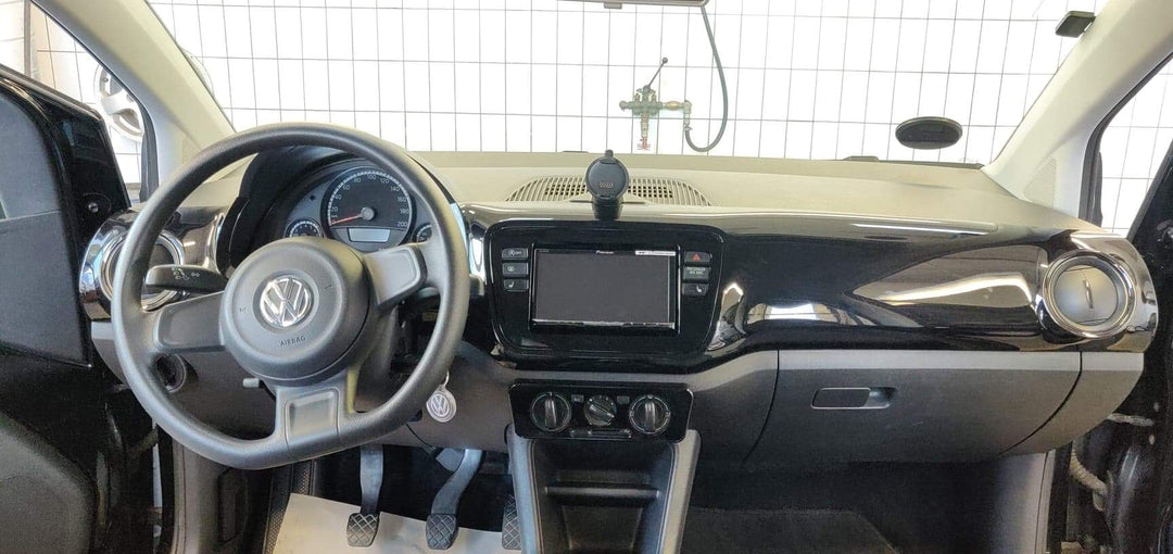 2-DIN Kehys Mii, Citigo ja Up (Kiiltävä Musta)