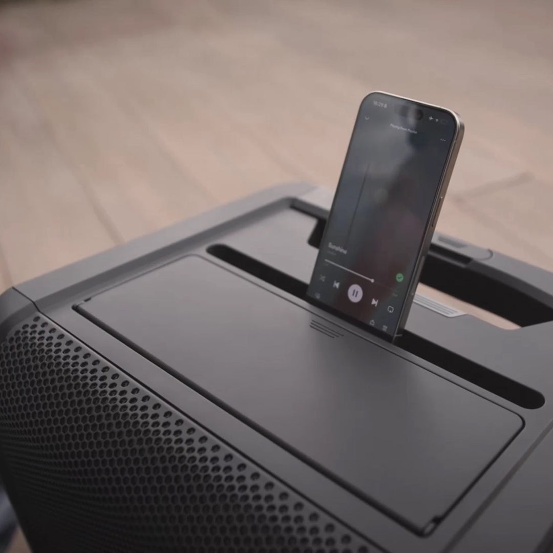 LD Systems ANNY® 10 HHD B5 - 10" kannettava akulla toimiva Bluetooth® PA-järjestelmä miksereineen ja 1x langaton käsimikrofoni