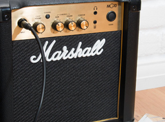 Marshall MG-10G Combo Kitaravahvistin