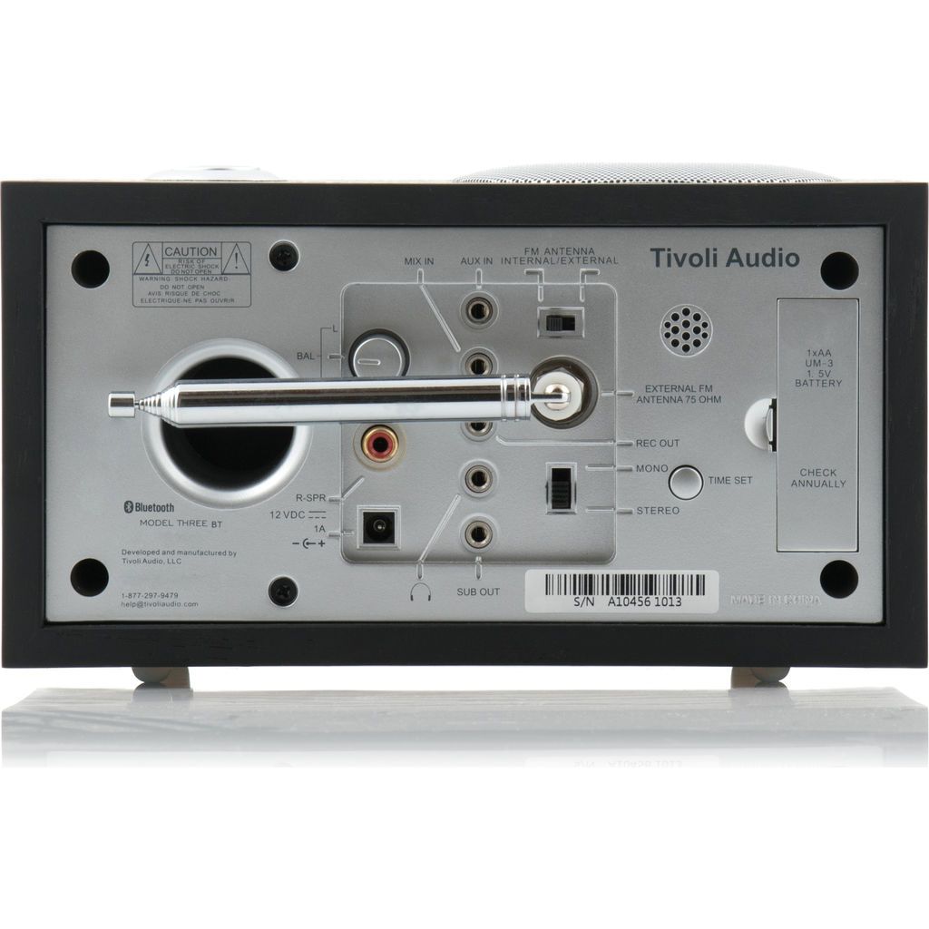 Tivoli Audio MODEL Three Minijärjestelmä Bluetoothilla ja USB:llä (Pähkinä, Beige)