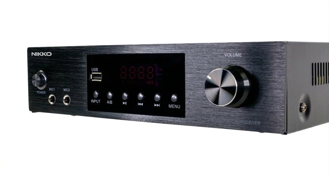 Nikko Active Hifi -järjestelmä ja vahvistin