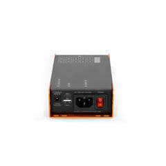 Palmer PWT 12 IEC - Yleiskäyttöinen virtalähde pedalboardille USB-liitännällä