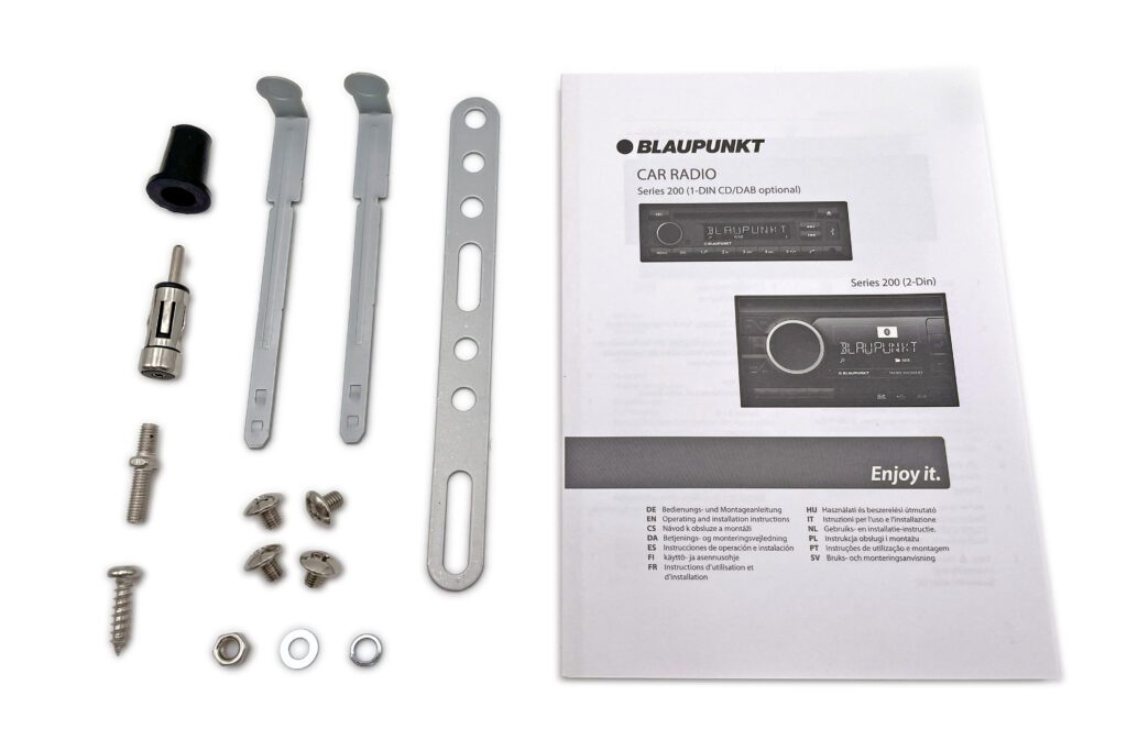 Blaupunkt Palma 200 autoradio, jossa on DAB+ ja Bluetooth