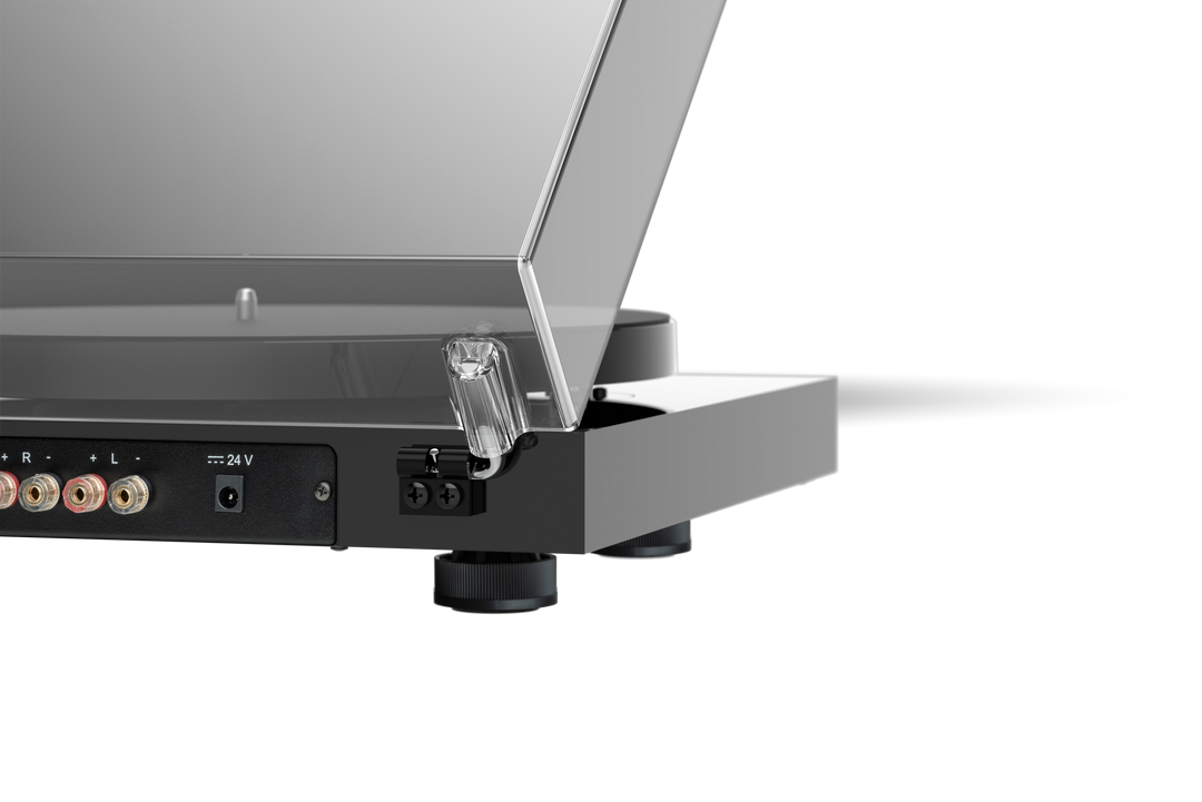 Pro-Ject Jukebox E1 OM5e Piano Pladespiller (Musta)