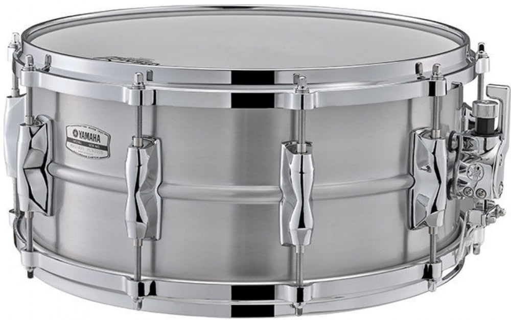 Yamaha 14x6,5" Recording Custom Alu Lillet rumpu