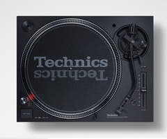Technics SL-1210 MK7 Levysoitin (Musta)