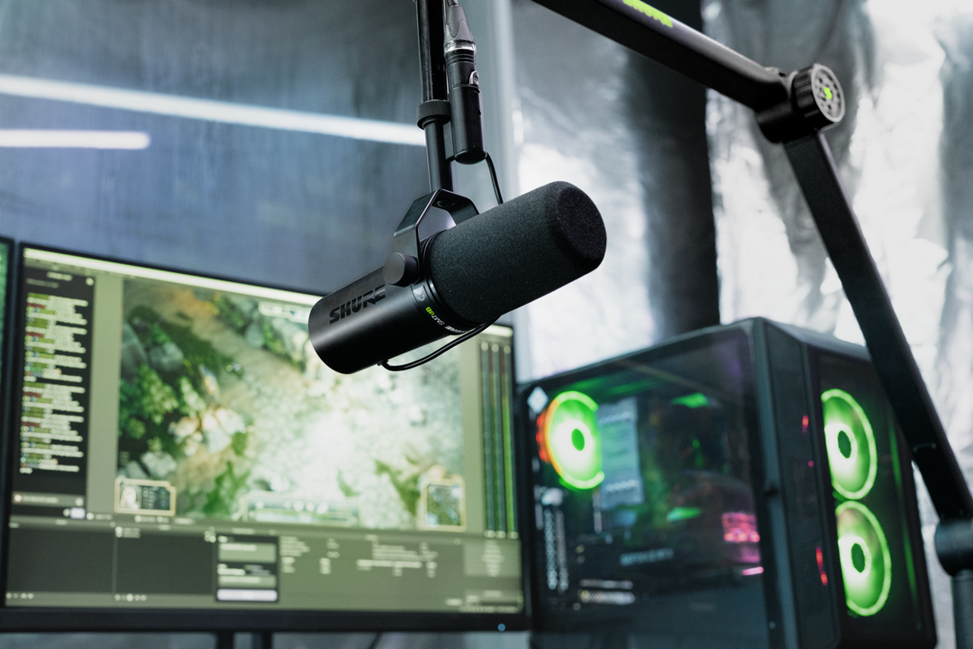 Shure SM7dB Aktiivinen Dynaaminen Podcast Mikrofon