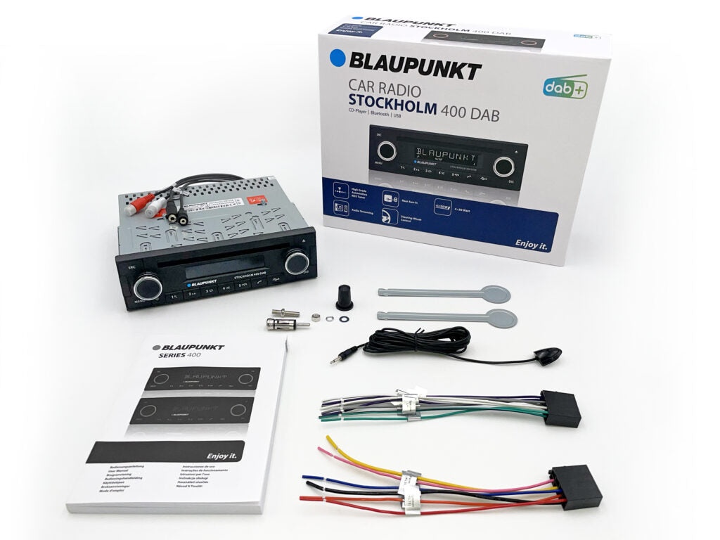 Blaupunkt Tukholma 400 autoradio, jossa on DAB,FM ja Bluetooth
