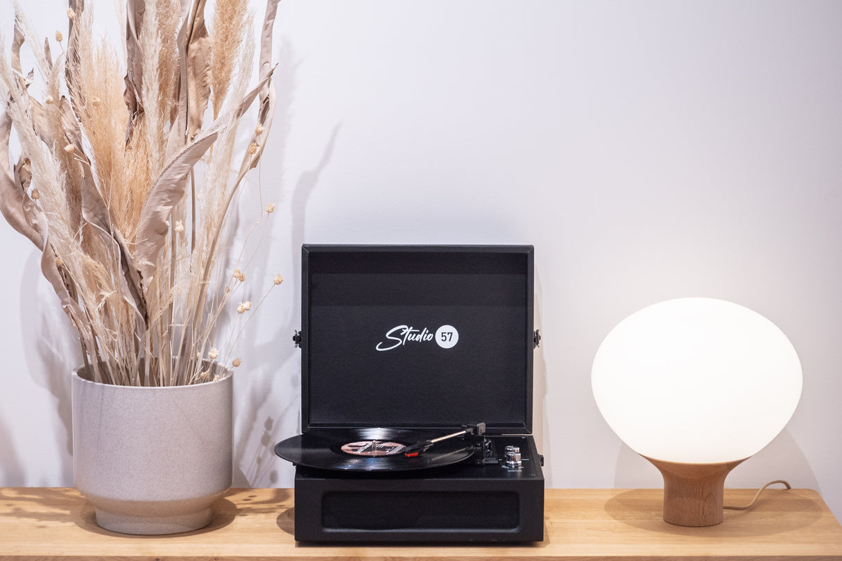 Studio 57 Groovy levysoitin (musta)