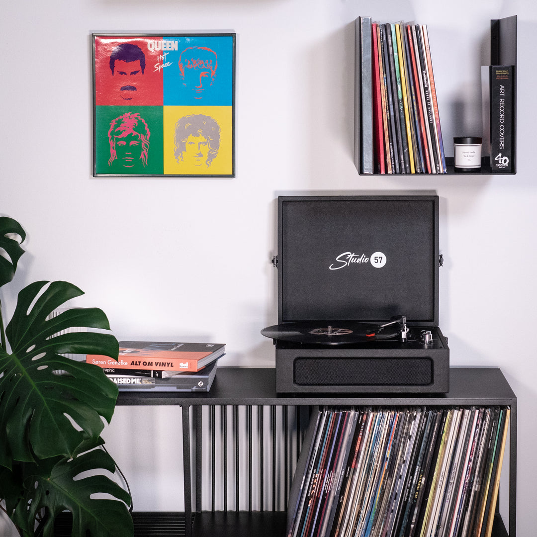 Studio 57 Groovy Levysoitin (Sort)