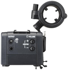 Tascam CA-XLR2N mikrofonisovitin kameraan, Nikon ZR