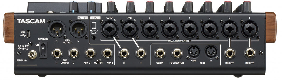Tascam Model 12 analogimikseri ja 12-raita digitaalinen moninauhuri