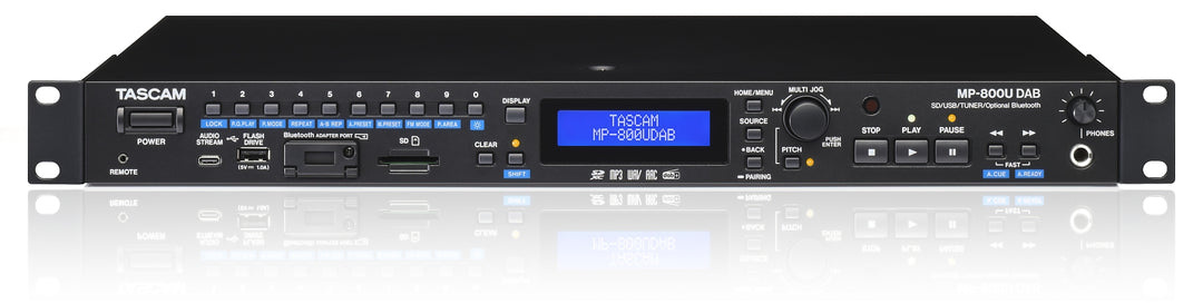 Tascam medianauhuri SD/USB- ja DAB/FM-virittimellä