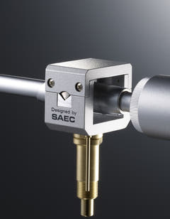 TEAC TN-4D-SE Levysoitin (Musta)
