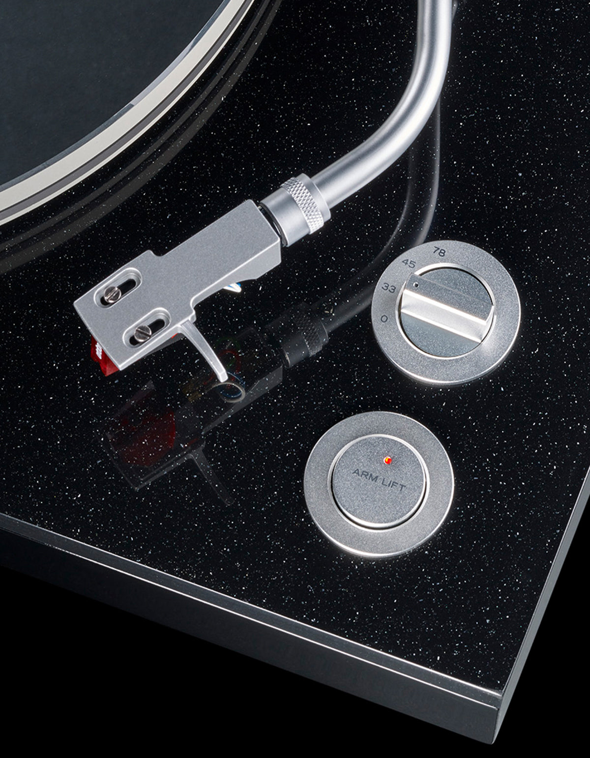 TEAC TN-5BB Levysoitin (Musta)
