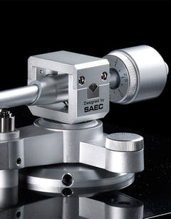 TEAC TN-5BB Levysoitin (Musta)