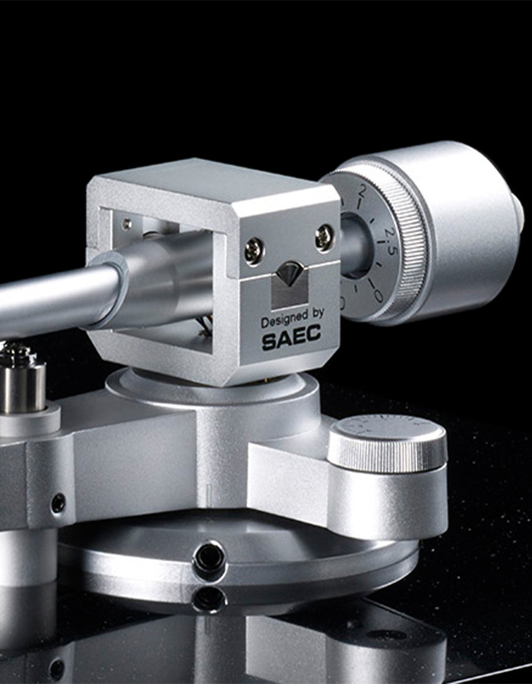 TEAC TN-5BB Levysoitin (Musta)