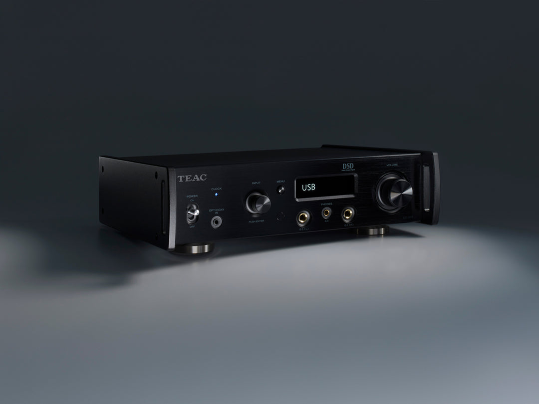 TEAC UD-505-X USB DAC Esivahvistin (Musta)