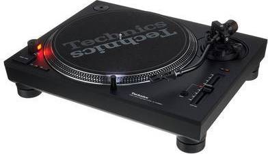 Technics SL-1210 MK7 levysoitin (musta)