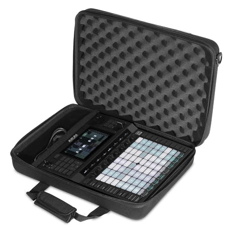 UDG Creator Akai Force Hardcase Musta