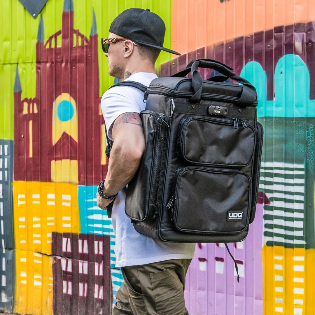 UDG Ultimate ProducerBag Large - Musta / oranssi sisäpuoli