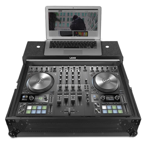 UDG Ultimate Flight Case NI Kontrol S4 MK3 musta Plus (L)