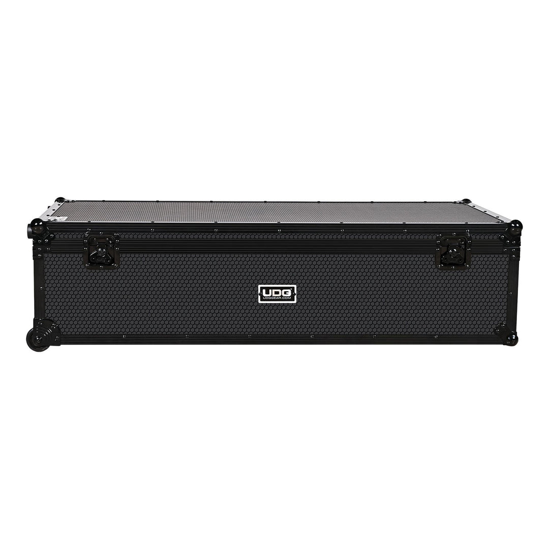 UDG Ultimate DJ Podium Workstation Flight Case Musta Plus (Wheels)