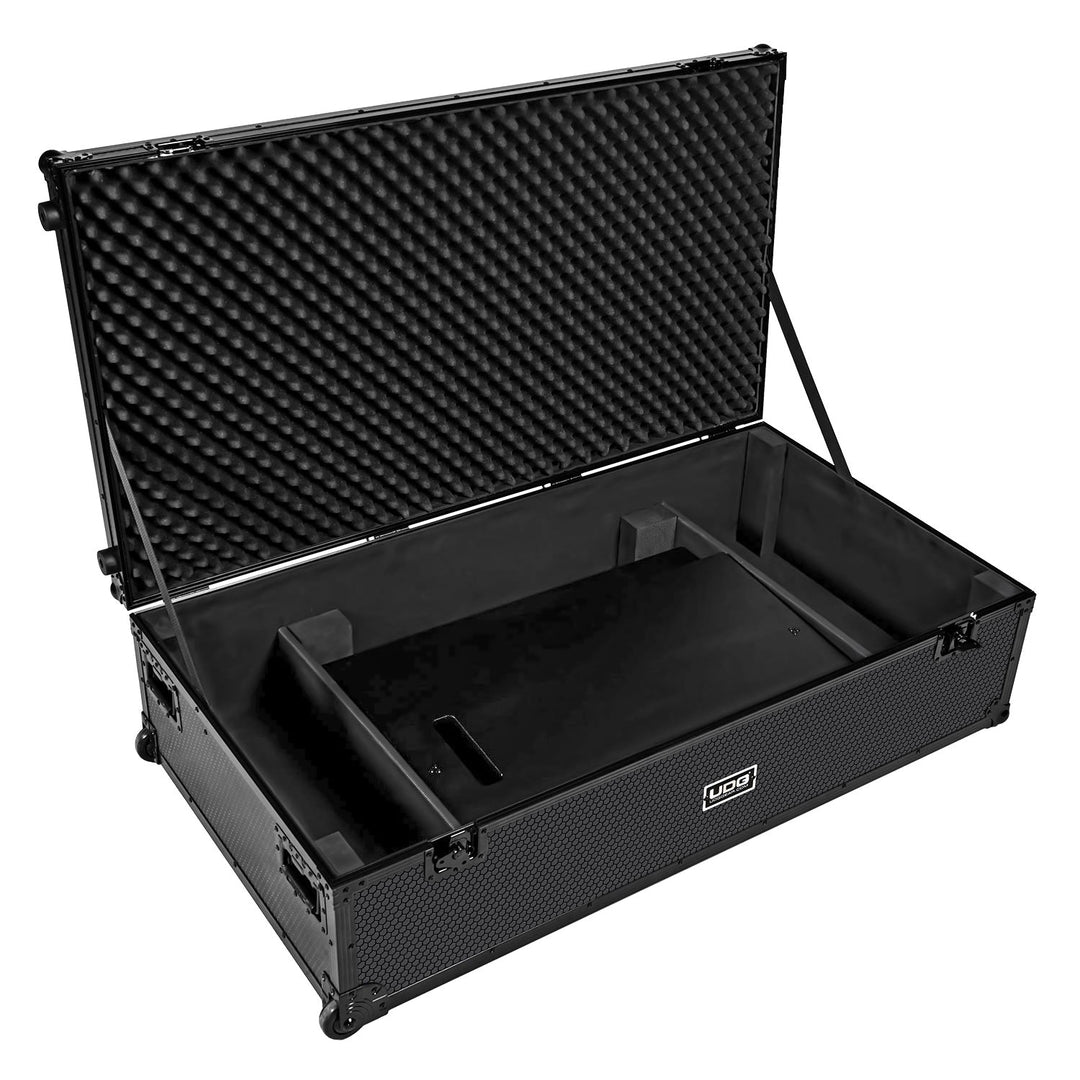 UDG Ultimate DJ Podium Workstation Flight Case Musta Plus (Wheels)