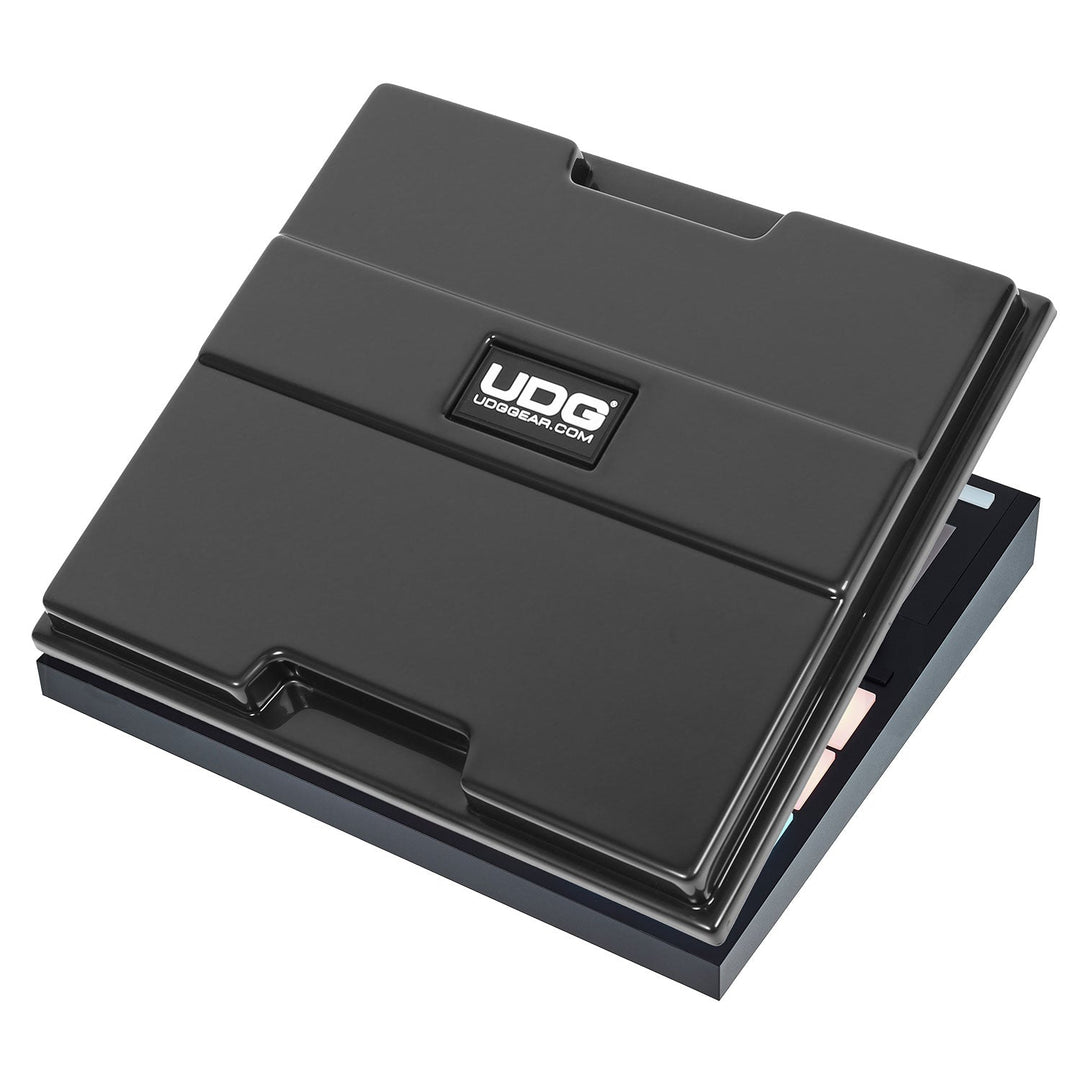 UDG Ultimate NI Maschine+/MK3 laitteiston cover musta