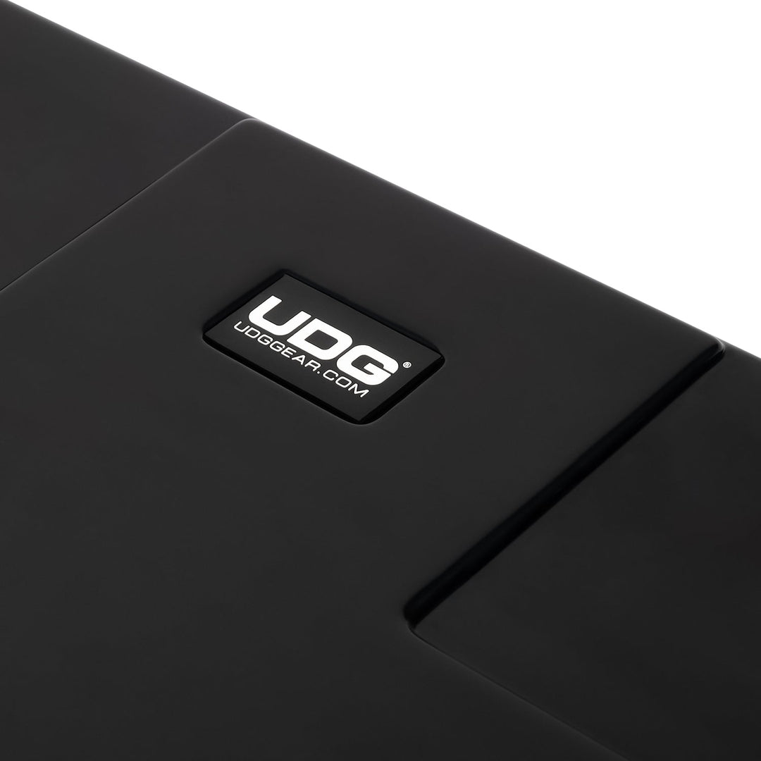 UDG Ultimate Pioneer DJ DDJ-REV5 laitteiston cover musta