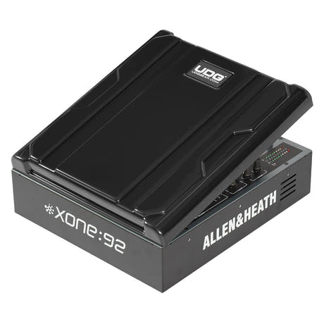 UDG Ultimate 12" Mikserilaitteiston Cover Musta