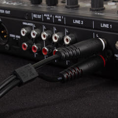 UDG Ultimate Audio-kaapeli Set RCA - RCA musta suora 1,5 m