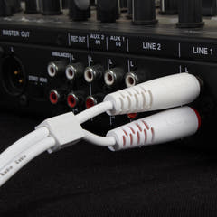 UDG Ultimate Audio-kaapeli Set RCA - RCA valkoinen suora 1,5 m