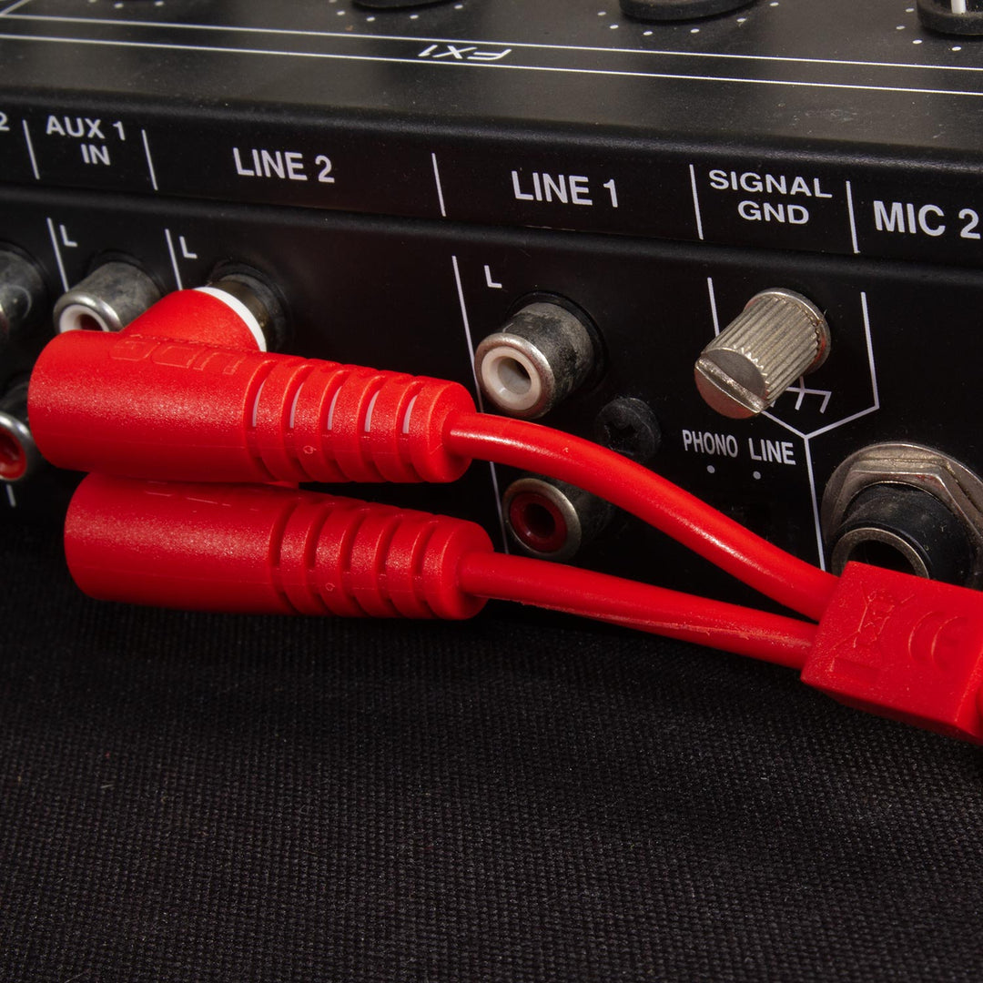 UDG Ultimate Audio-kaapeli Set RCA suora-RCA kulmikas punainen 3 m