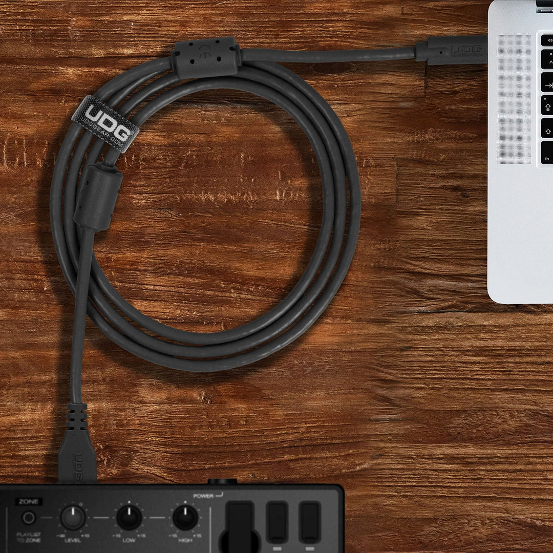 UDG Ultimate Kaapeli USB 3.2 C-A Musta Suora 1,5m